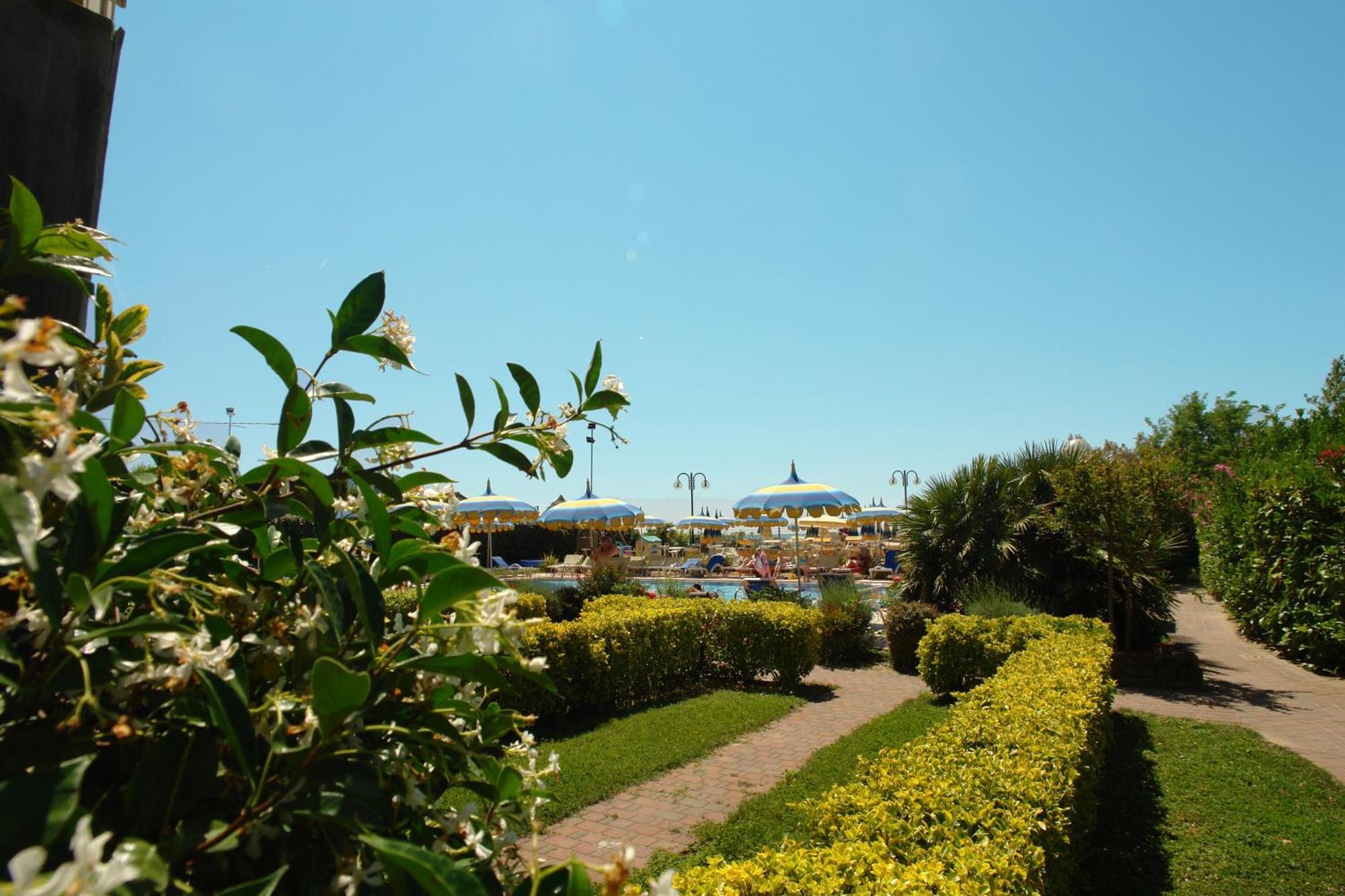 Eurobeach Residence Cavallino-Treporti Εξωτερικό φωτογραφία